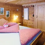 Simonhuette By Interhome Chalé