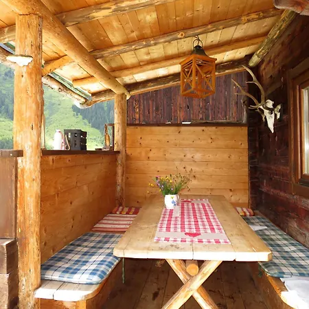 Simonhuette By Interhome Alpehytte