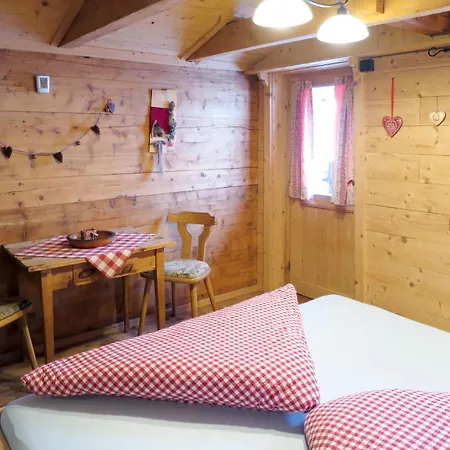 Simonhuette By Interhome Alpehytte